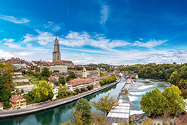 Picture of Bern from a bridge with a view on the Münster Cathedral